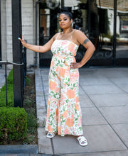 Load image into Gallery viewer, Peachy-Queen | Flower Jumpsuit
